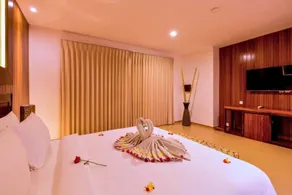Stunning 1 BR King Room with Pool View AN122A - Image 3