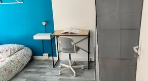 Chambre spacieuse - appart sympa - Image 2