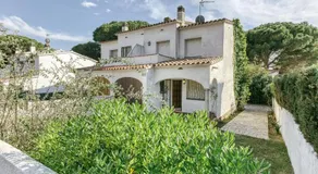 Villa Montgó Parc con Piscina - Image 5