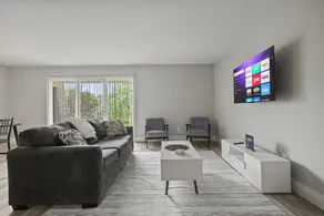 2BR Stay Close to Downtown - Image 5