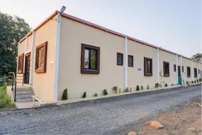 Hotel O Mango Tree Lodging - Image 2