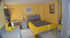 Chambre d'hôte à Pierrevert, en Haute Provence - Image 2