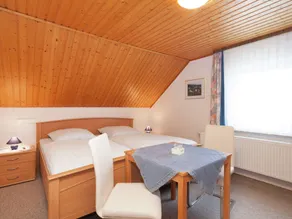 Pleasing Apartment in Polle with Heating, Terrace, Barbecue - Image 5