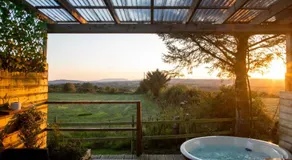 Hill View Lodge - Image 5