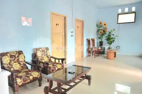 RedDoorz at Fanta Homestay Lumajang - Image 5