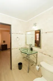 New Kingston Guest Apt at Dorchester - Image 2