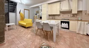La Riccia Holiday Home - 70 mq 2 Camere e 2 Bagni con Parcheggio Gratis - Image 2