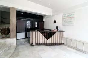 Hotel Foliage - Image 4
