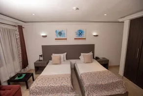 Royal Basin Resort - Image 2