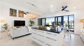 Villa Utopia on the Marina 3 Bed, 3 Bath - Image 4