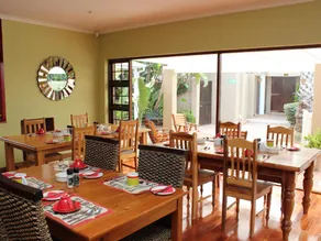 Bayside Guesthouse - Image 2
