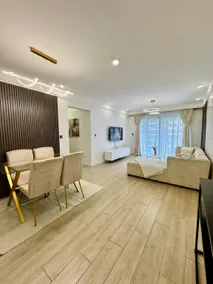2 bedroom all en-suite with a swimming pool Gym - Image 2