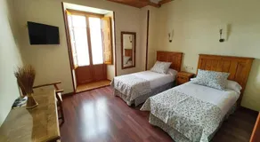 HOTEL EL RASTRO - Palacio Duque de Tamames - - Image 2