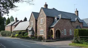 Keepers Lodge - Image 4