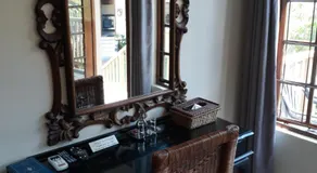 Joan's Bed and Breakfast - Image 4