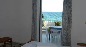Manthos Sea View - Image 2