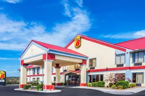 Super 8 By Wyndham Morristown/South - Image 1