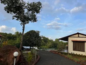 JUNGLE SPRING RESORT - Image 4
