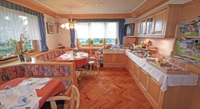 Double room, shower, toilet - Image 2