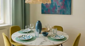 Geschmackvolle Design Wohnung - 15 min Airport & Parkplatz - Image 3