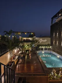 Souvenir Peppermint Hotel - Image 2