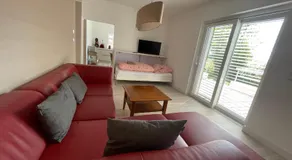geräumige Wohnung mit Terrasse - Image 2