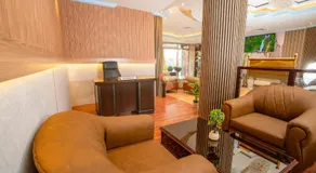 Oriental Hotel Apartments - Image 3
