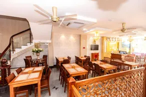 Hoa De Nhat Hotel- Sân Bay Tân Sơn Nhất - Image 4