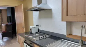 Apartment above Sweetharts bakery and coffeeshop in Blackhill, Durham - Image 3