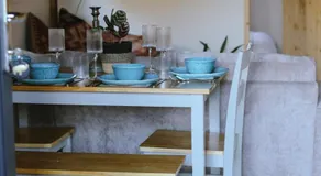 Tempo Manor Cabins - Image 5