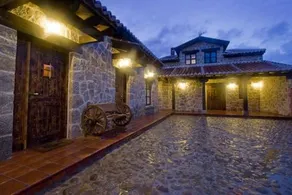 Casas Herrenales de Ulaca - Image 3