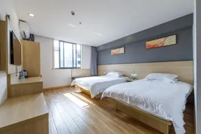 Hi Inn Shanghai Anting Auto City - Image 3
