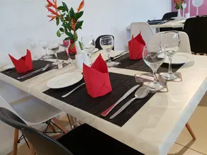 Peninsula International Hotel - Image 3