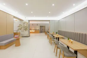 Cloud Elegance Hotel (Mudanjiang Pedestrian Street Branch) - Image 3