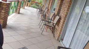 Emoyeni Guest House - Image 4