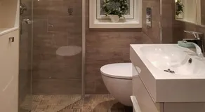 Seaside Dream Cabin With Jacuzzi - Image 2