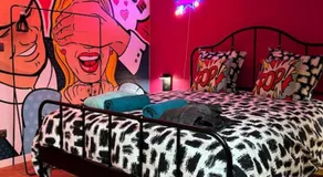 GaMe OvEr jacuzzi, Arcade, Ciné, Air hockey, Netflix - Image 2