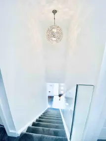 Exclusive 4-bed House 10 Minutes From Newcastle - Image 5