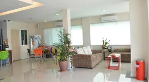 Hotel Asia - Image 5