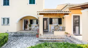 Hilltop Holiday Residence - Image 5