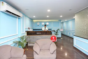 Capital O Hotel Golden Leaves Near Inorbit Mall Cyberabad - Image 4