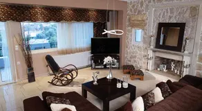 Villa Kalaitsidi - plunge pool, gym and unique gardens - Image 2