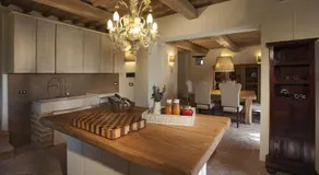 \"Villa dei Cavalli\" Lyx i landet med magnifik pool i Perugia - Image 3