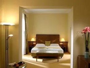 Hotel Warmbaderhof - Image 3