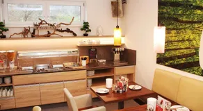 Hotel Highway - Bed & Breakfast - Image 3
