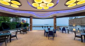 Rodina Beach Hotel - Image 3