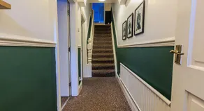 Holt house - Image 5