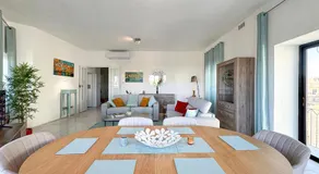 Spaciously Cosy 3BD Accomodation in Ta Xbiex - Yacht Marina & Valletta Views - Image 3