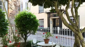 Fabulous Apartment in Historic House in St Aubin - Image 5