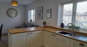 The Stables a Contractor Family 2 bed Town House in Central Melton Mowbray - Image 4